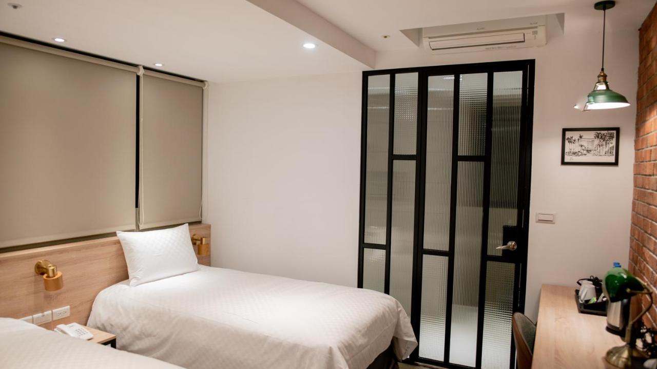 City Center Hotel Taichung Extérieur photo