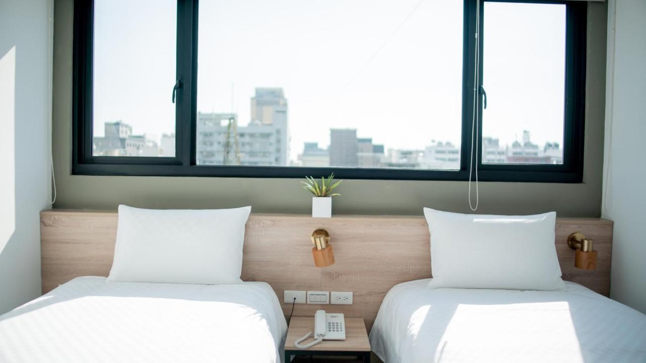 City Center Hotel Taichung Extérieur photo